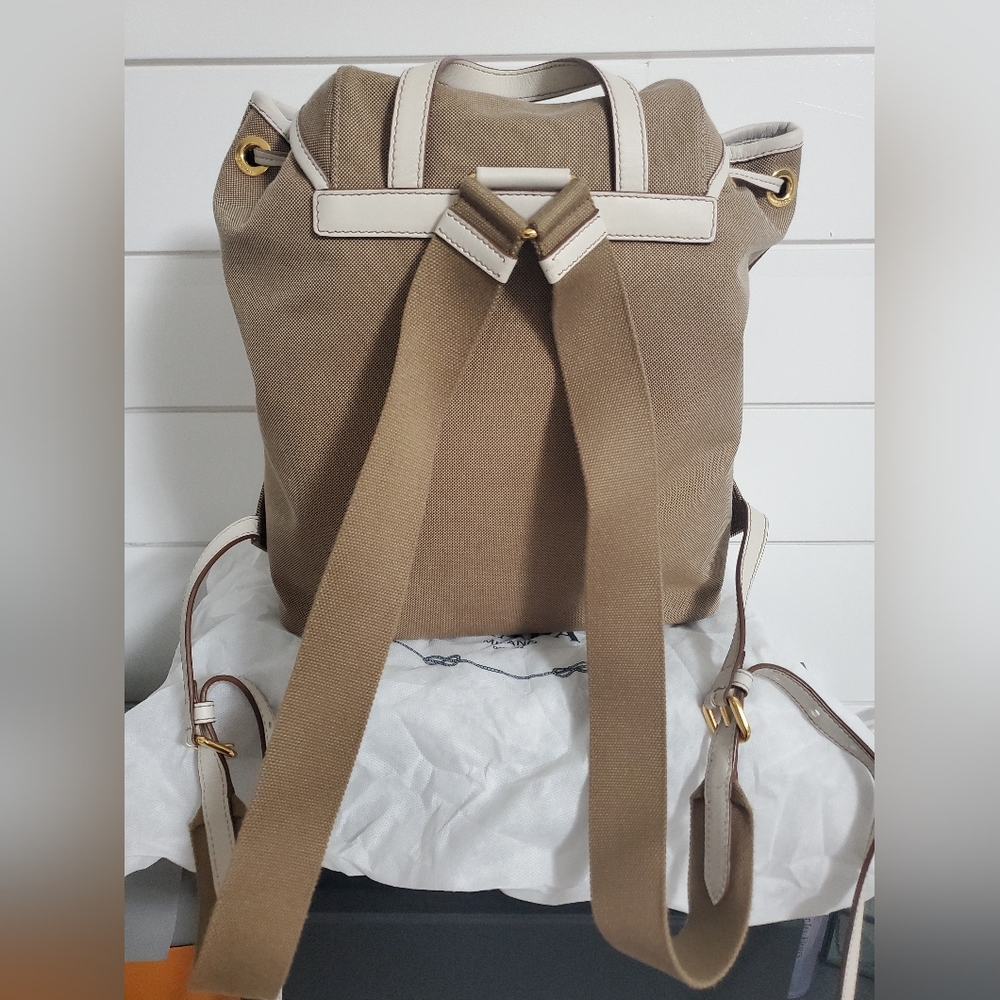 Prada backpack - Picture 7 of 12